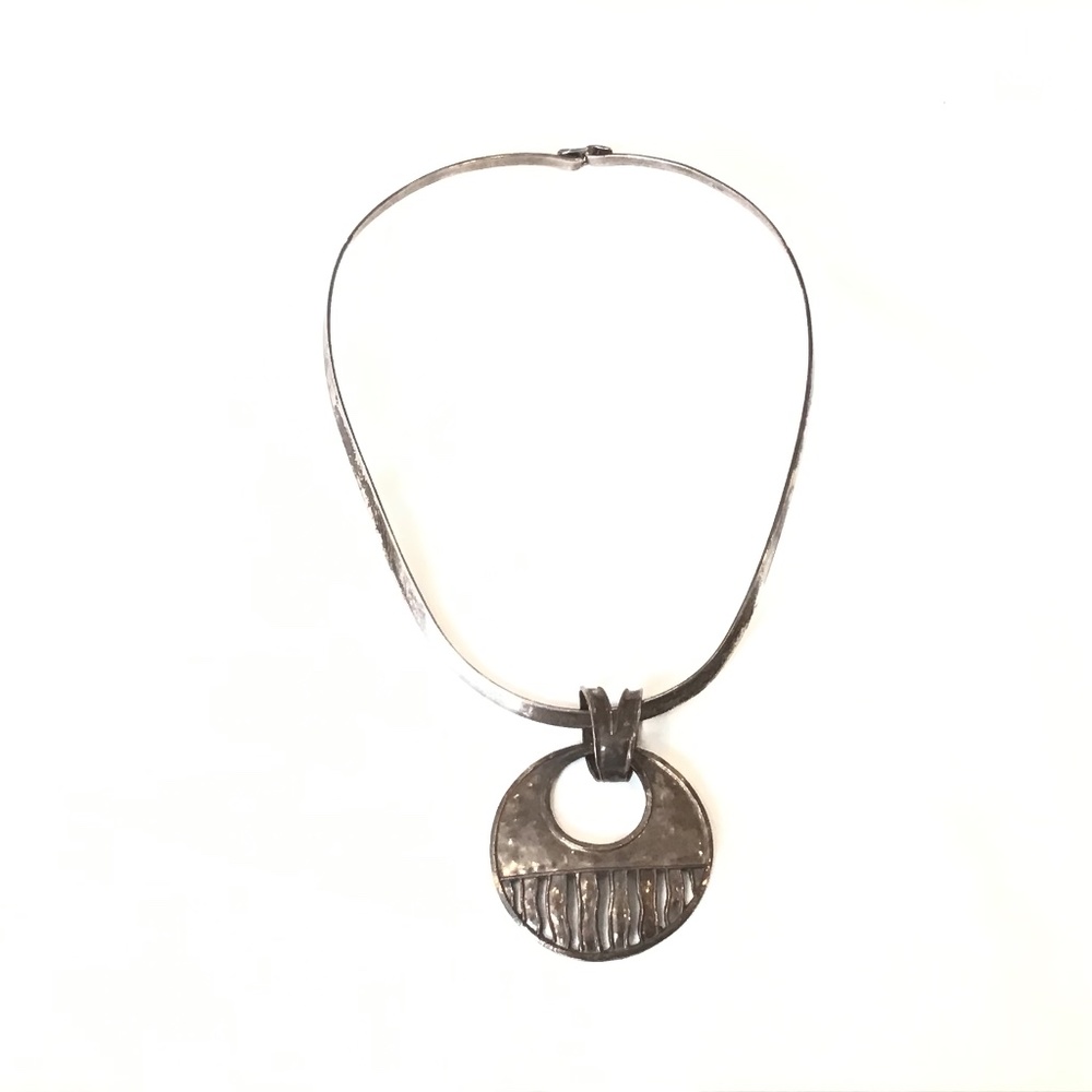 Silpada Sterling Silver Cutout Disk Pendant Collar Necklace 16" Long